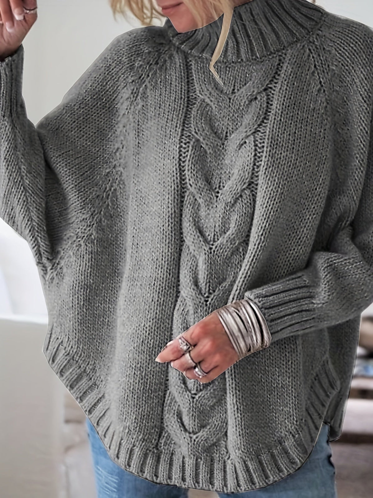 Gwendolyn | Elegant Cable-Knit Poncho Sweater - Picela