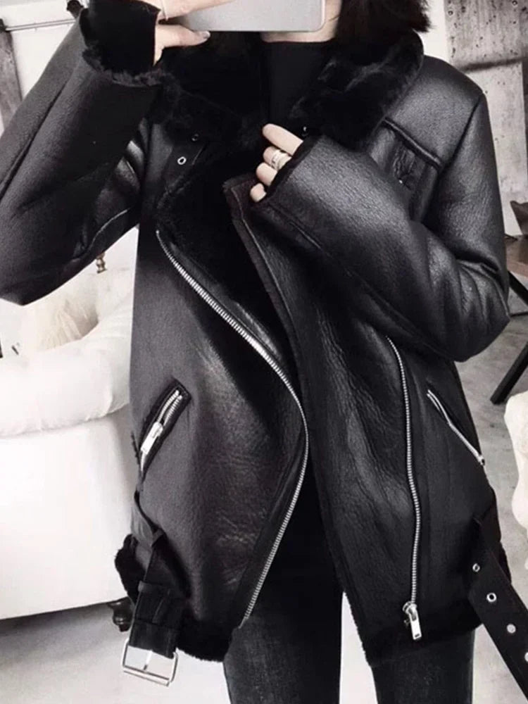 Angela | Stylish Shearling Aviator Jacket - Picela