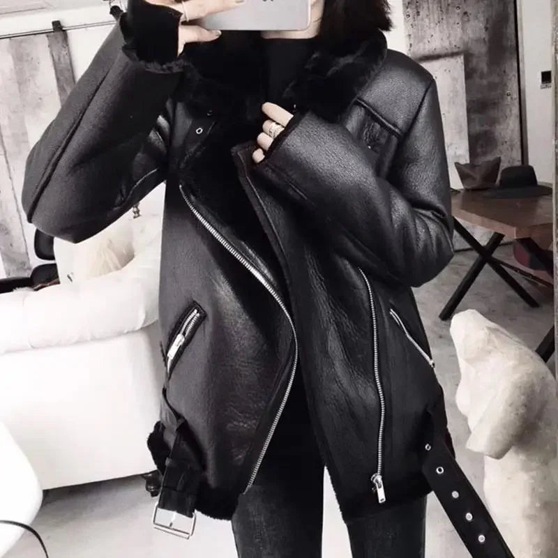 Angela | Stylish Shearling Aviator Jacket - Picela