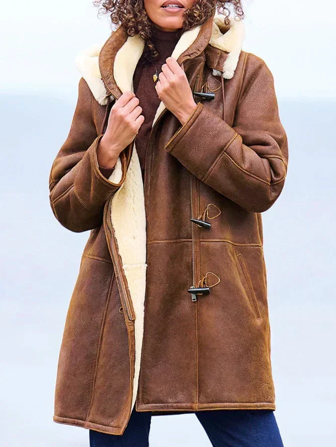 Ashley | Cozy Shearling Toggle Coat - Picela