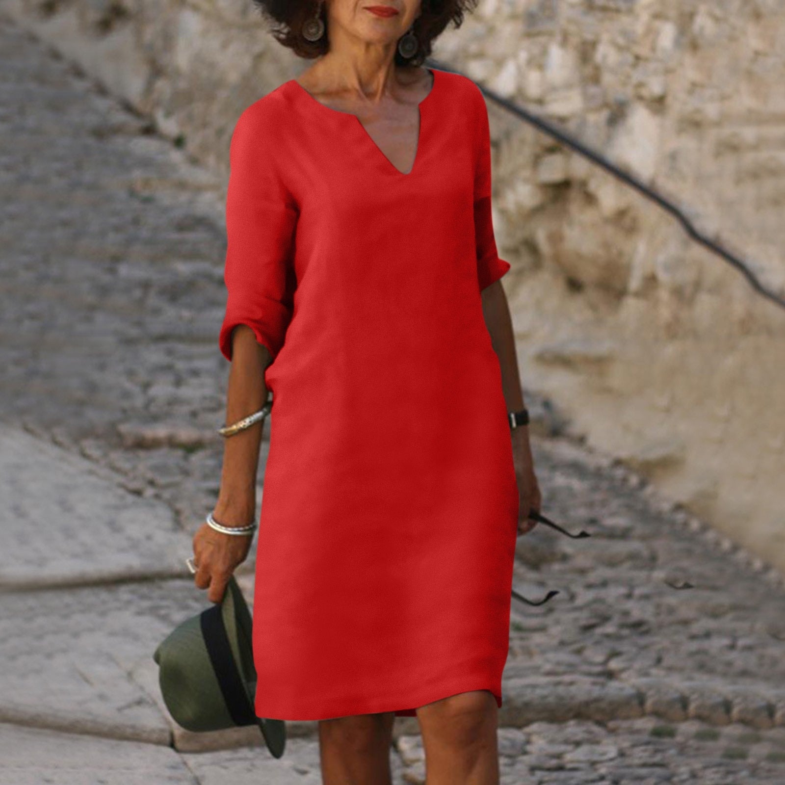 Danielle | Effortless V-Neck Shift Dress - Picela