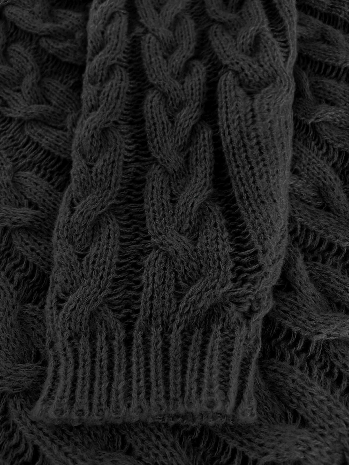Danielle | Elegant Cable-Knit V-Neck Sweater - Picela