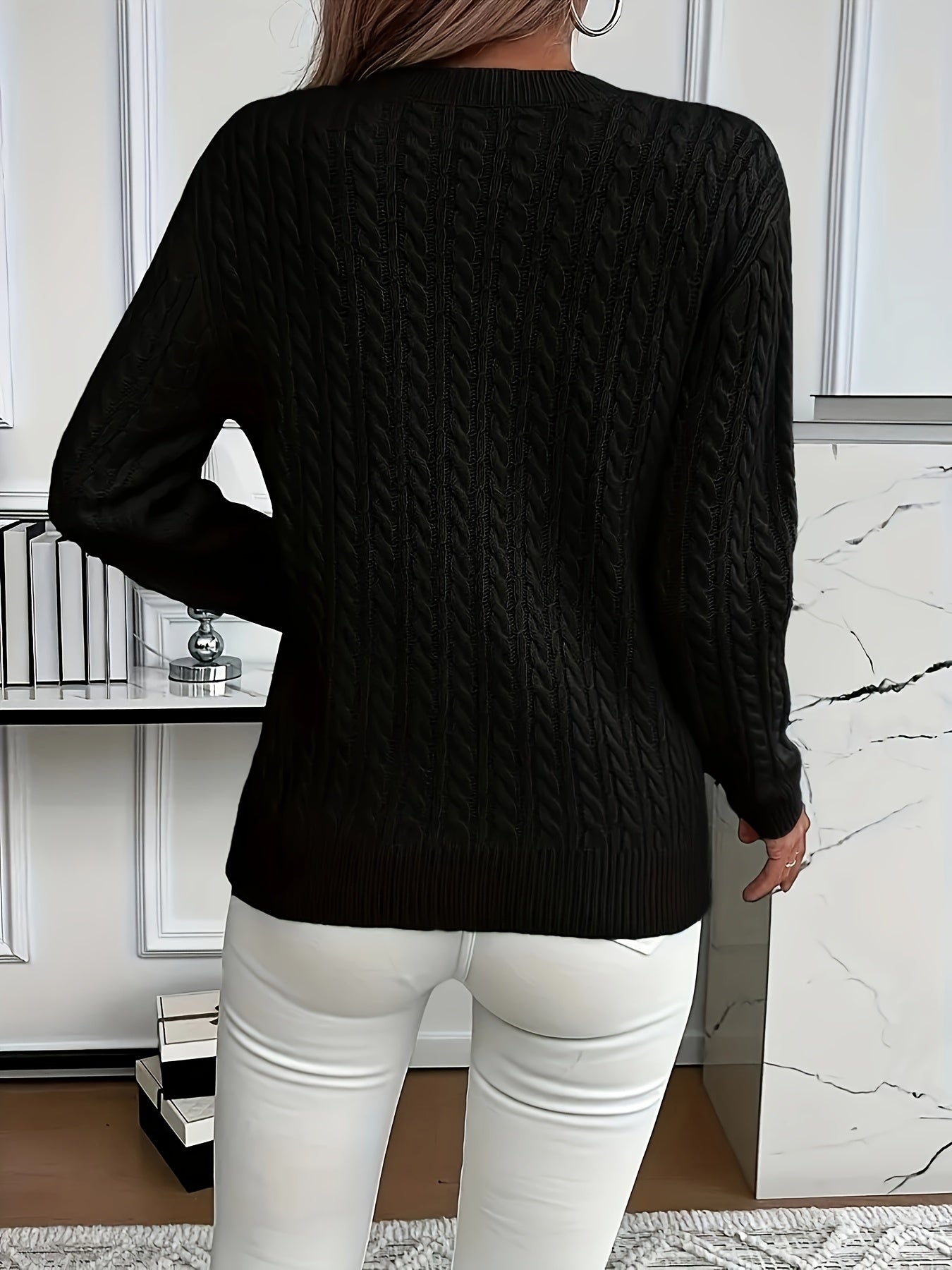 Faye | Elegant Cable-Knit Crewneck Sweater - Picela