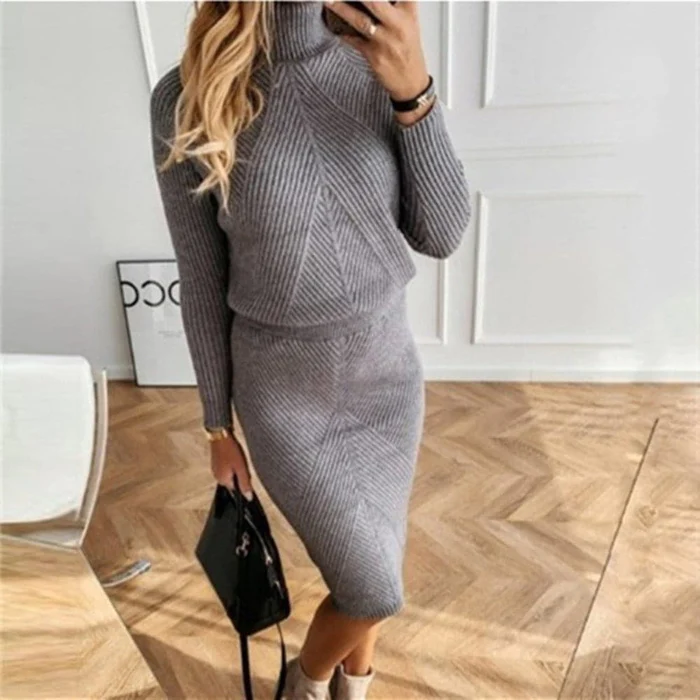 Kelly | Elegant Knit Midi Dress - Picela
