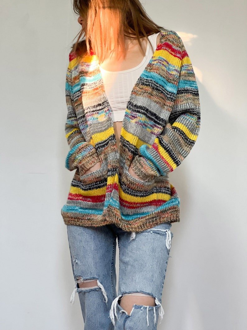 Megan | Elegant Striped Multicolor Cardigan - Picela