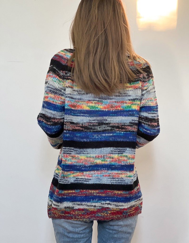 Megan | Elegant Striped Multicolor Cardigan - Picela