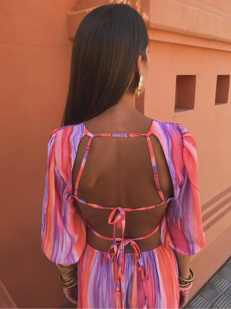 Rachel | Flattering Striped Cutout Maxi-Dress - Picela