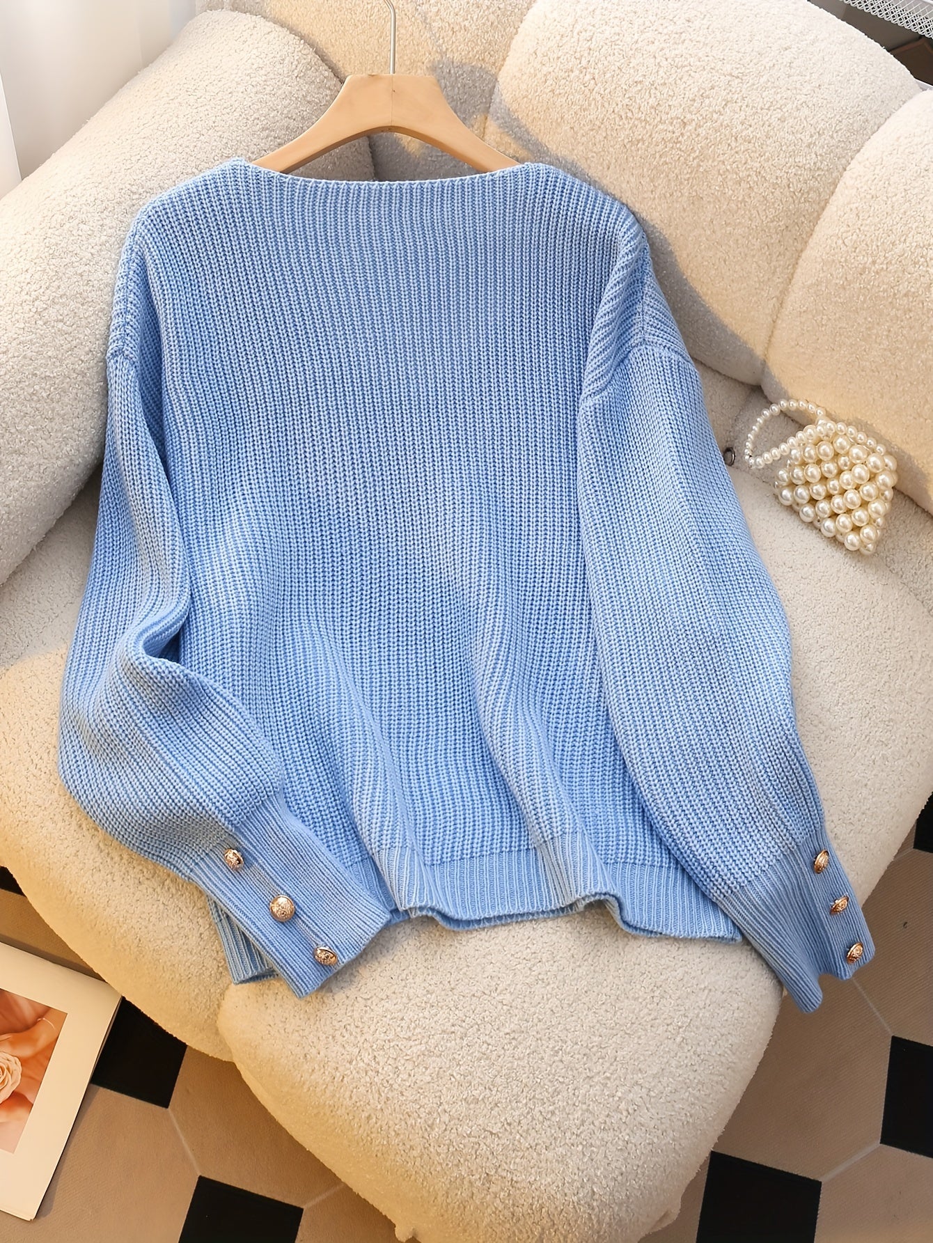 Samantha | Elegant Ribbed V-Neck Sweater - Picela