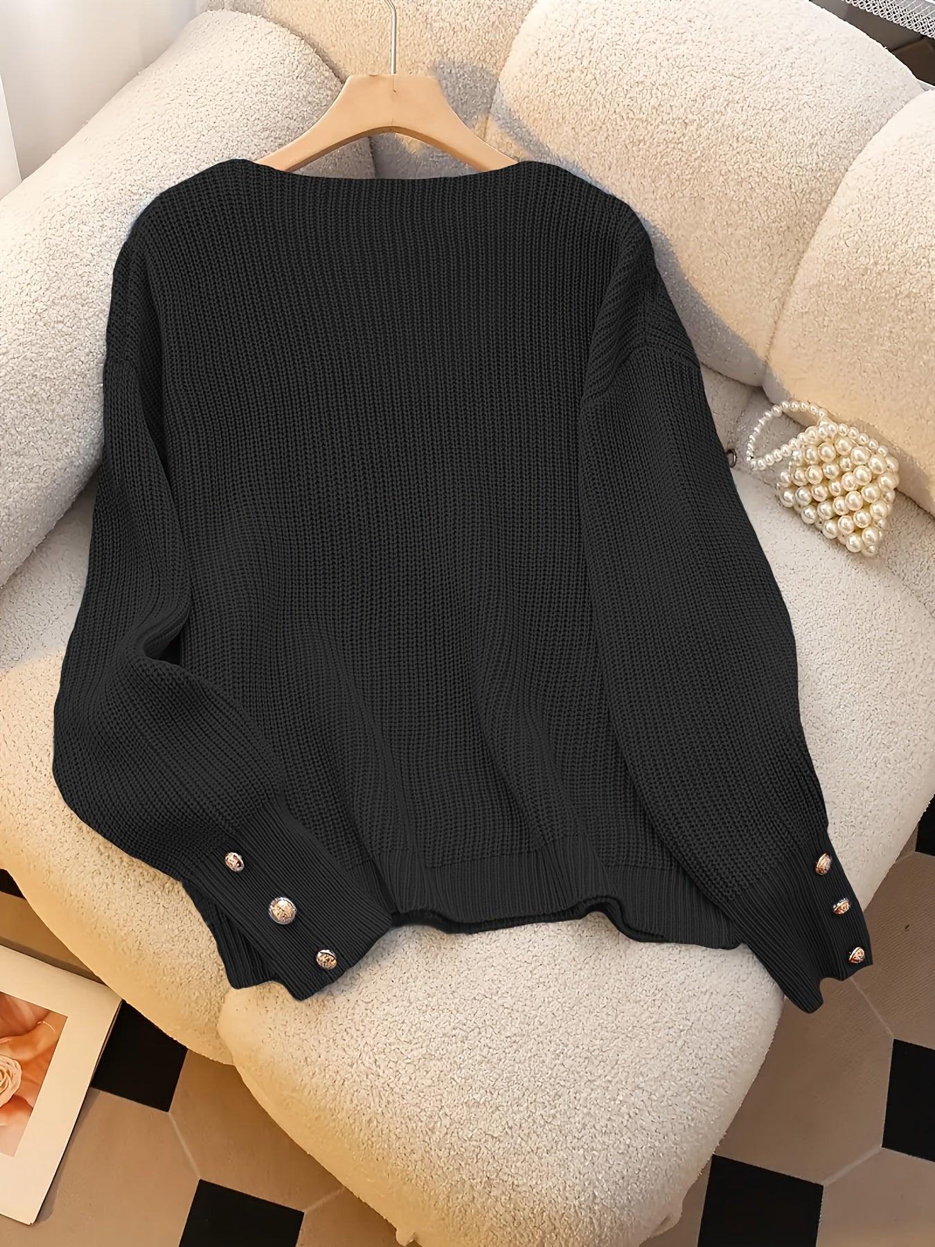 Samantha | Elegant Ribbed V-Neck Sweater - Picela
