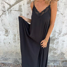 Sarah | Feminine Trim Maxi Dress - Picela